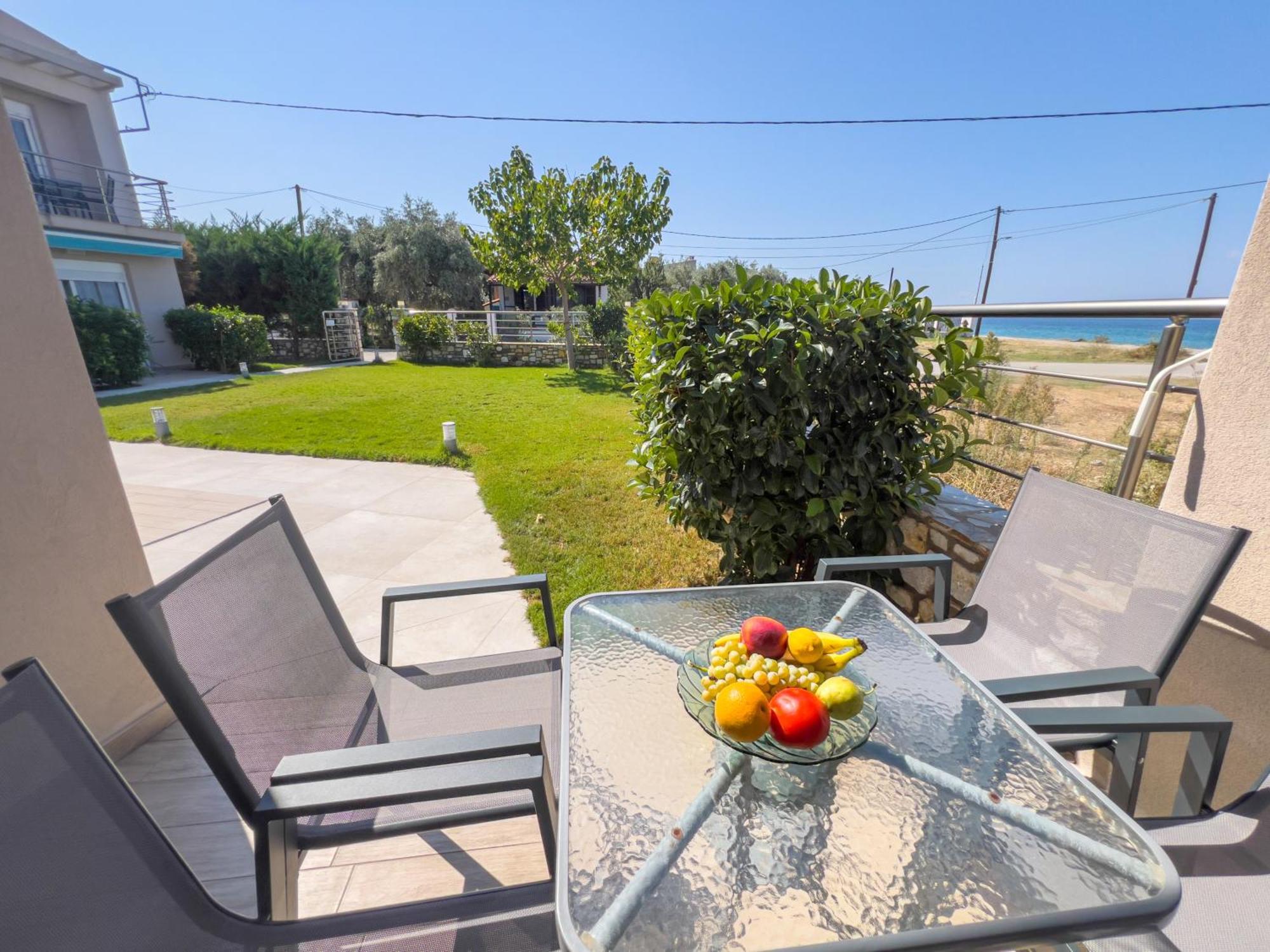 Yalos Beach Maisonettes Skala Sotiros Extérieur photo